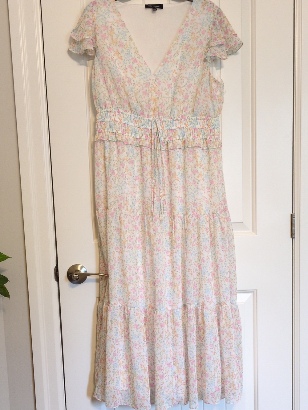 Pastel Floral V-Neck Maxi Dress with Smocked Waist